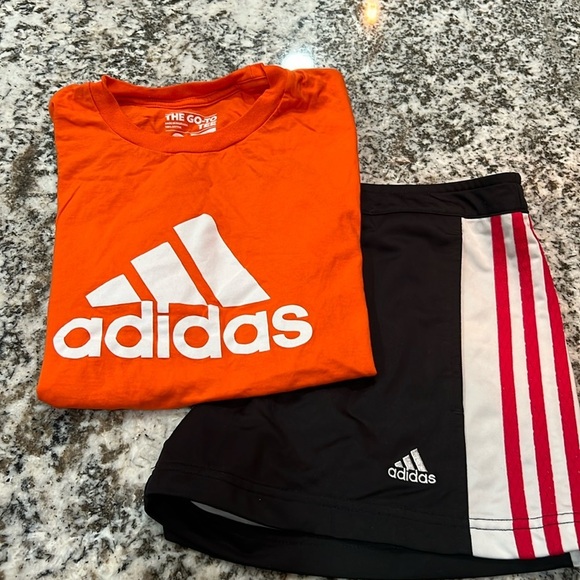 Vintage Adidas Shirt & Short Set Sport The Go To Tee Orange Black Boy Bundle - Picture 1 of 7